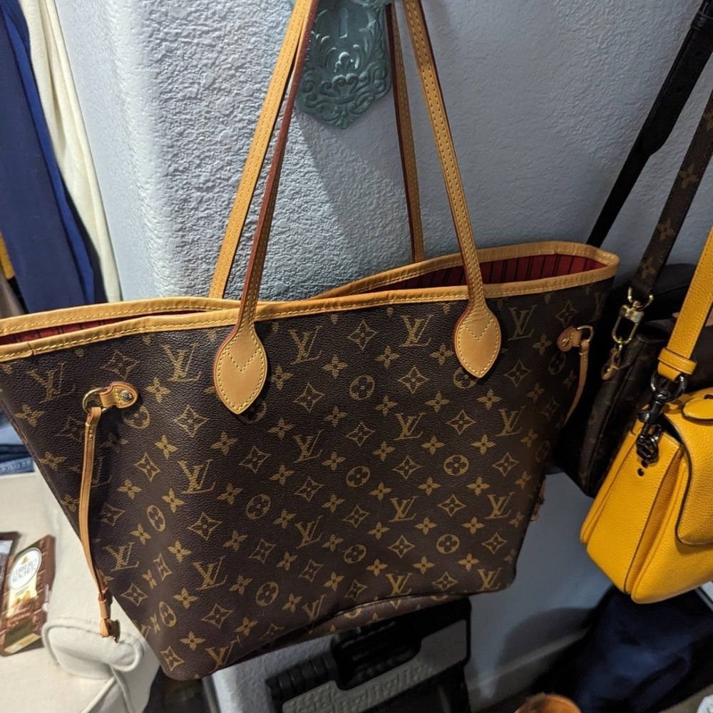 Louis Vuitton Brown and Tan Neverfull Tote - Picture 2 of 7